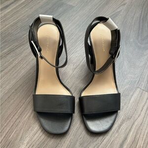 New 🌟 Ann Taylor Corey Leather Block Heel Sandals Size 6 Black